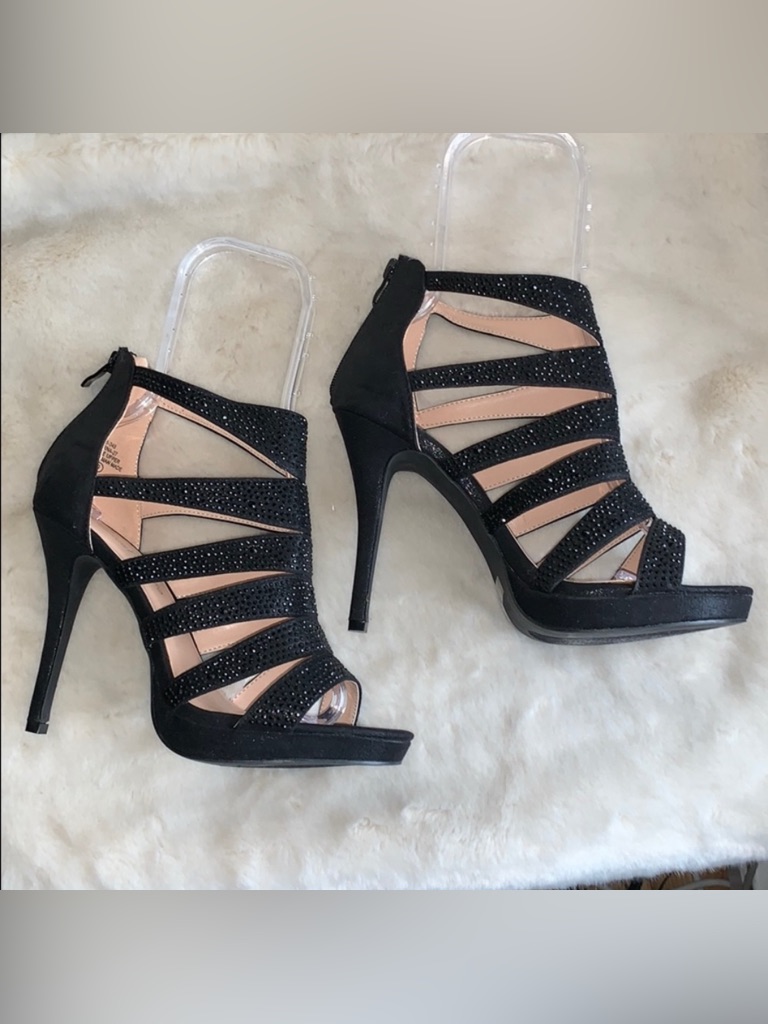 New!! Satin Crystal Black Cutout Stiletto Marna Size 9 Brand New In Box!